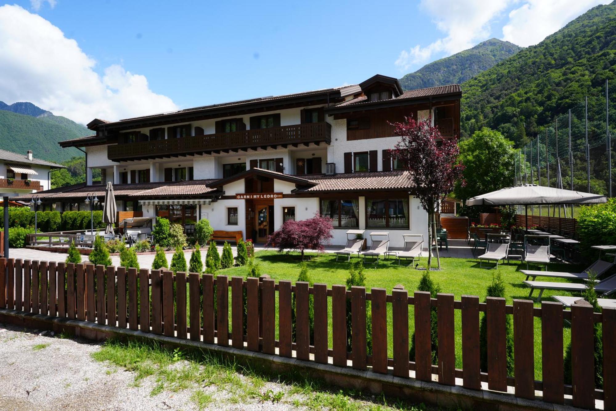 Hotel Garni My Ledro 피에베디레드로 외부 사진